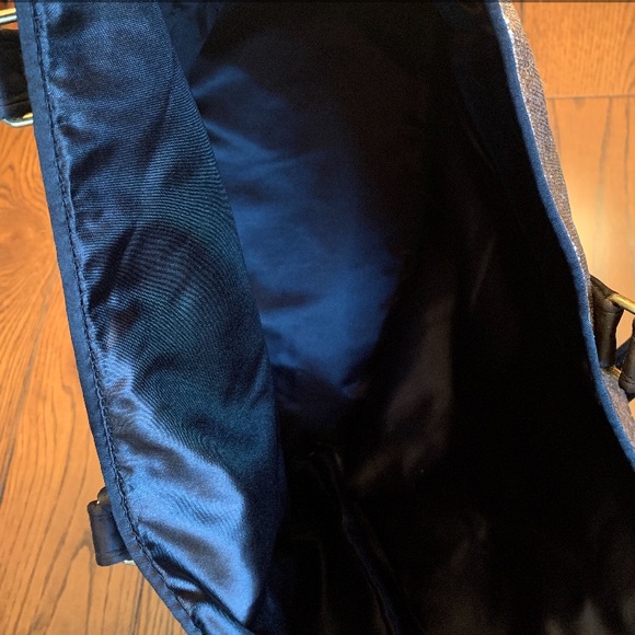 Victoria’s Secret Totes - Picture 3 of 12